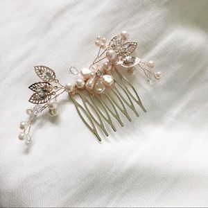 Beautiful Hair Comb 🦋
